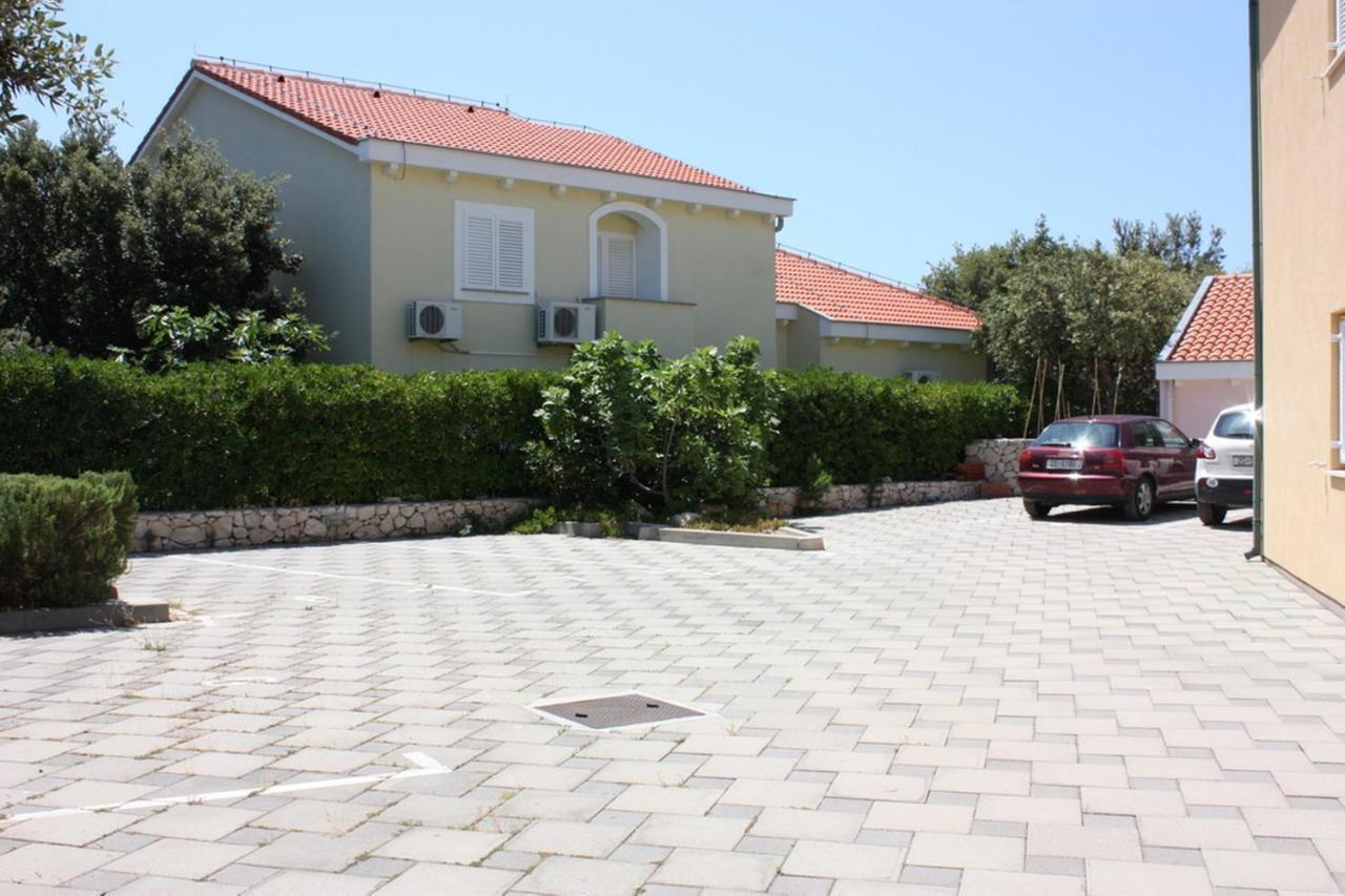 קולאן Apartments Jtv Simuni מראה חיצוני תמונה