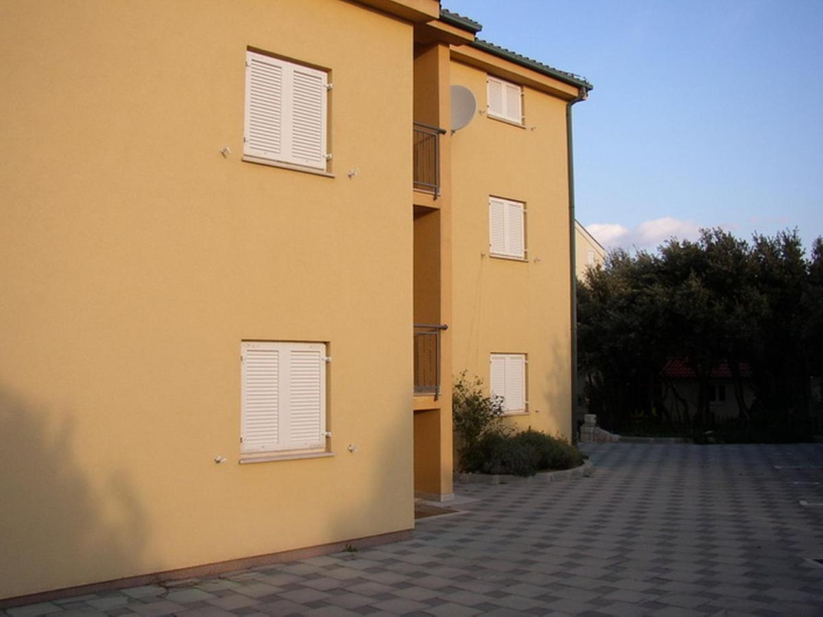 קולאן Apartments Jtv Simuni מראה חיצוני תמונה