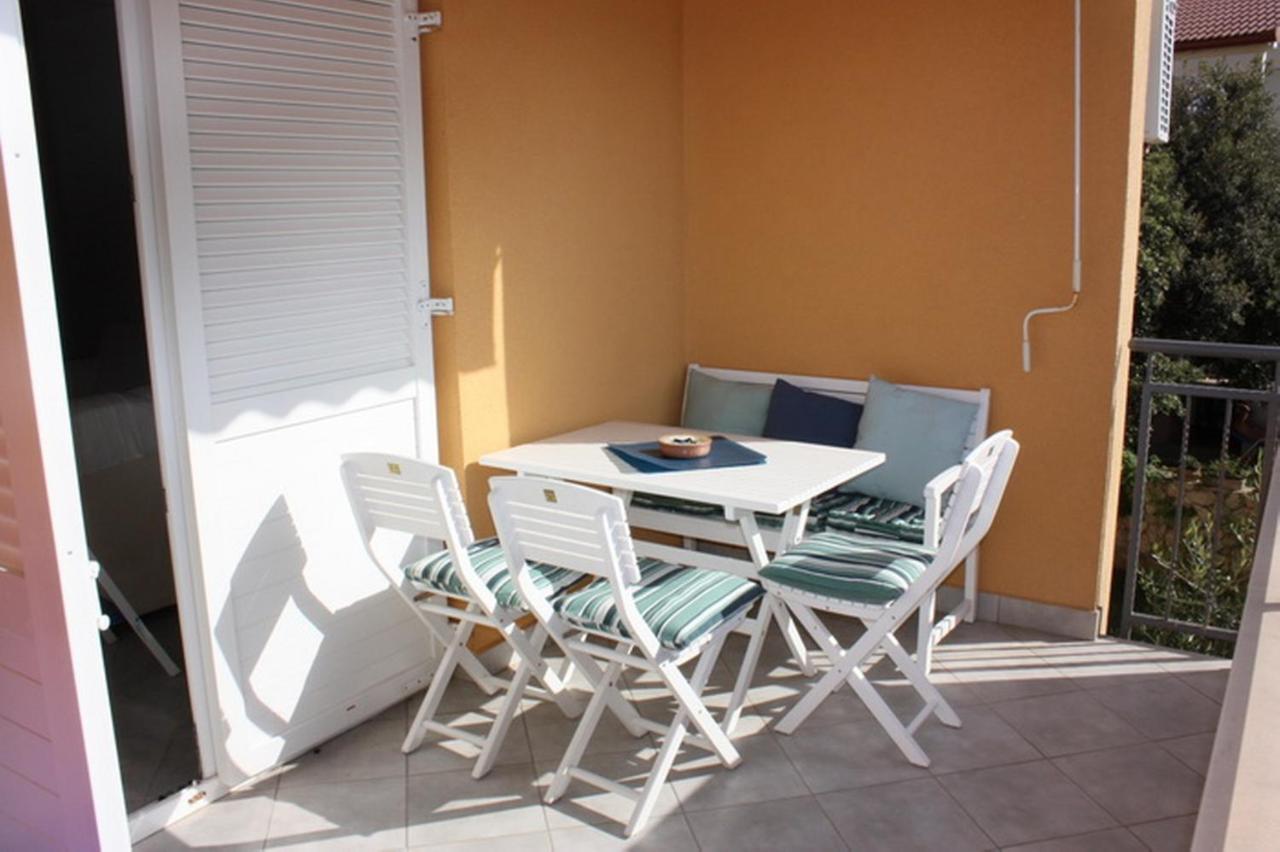 קולאן Apartments Jtv Simuni מראה חיצוני תמונה